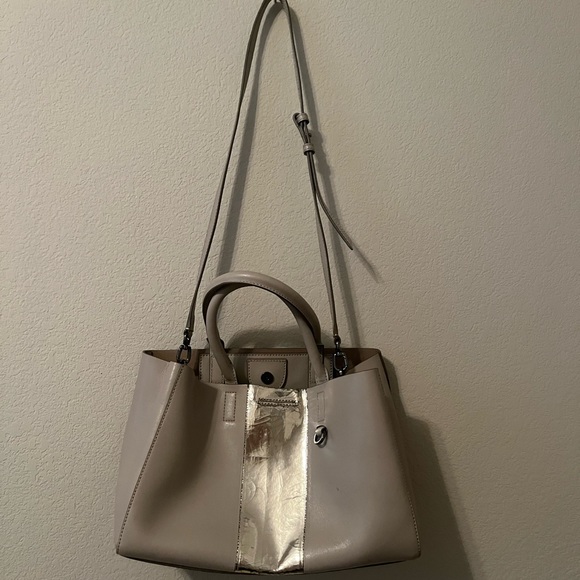 Banana Republic Bag - Picture 5 of 6